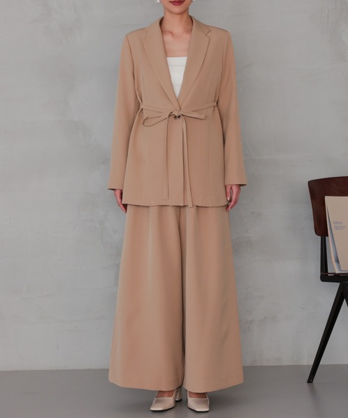 TOKYO OFFICA（トーキョーオフィカ）の「卒業式・入学式・学校行事・結婚式 対応 パンツスーツ セットアップ ママ ウエストマークジャケット×ワイドパンツ クラシックテーラード ウエストタイ セレモニー オフィスカジュアル スーツ（スーツセット・レディース・ベージュ/チャコール/ブラック・M/L）」の21枚目の写真