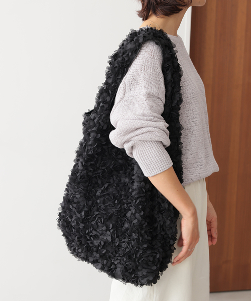 HELOYSE（エロイーズ）の「［26SS新作］【HELOYSE/エロイーズ】bouquet tote：トートバッグ（トートバッグ・レディース・ブラック・FREE）」の2枚目の写真