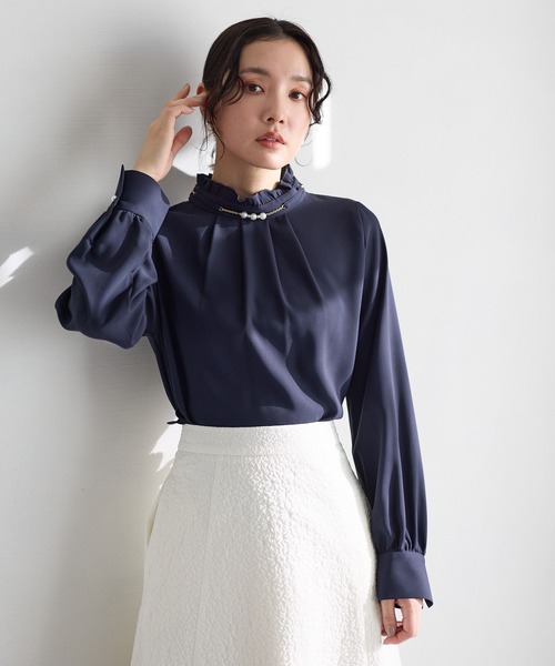 Andemiu（アンデミュウ）の「【セレモニー】アクセツキフリルブラウス636712（シャツ/ブラウス・レディース・ネイビー/オフホワイト・FREE）」の3枚目の写真