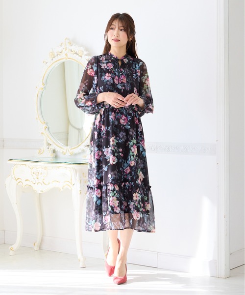 Rose Tiara(ローズティアラ)の「シフォンプリントワンピース(ワンピース・レディース・ブラック/ピンク・42/46/38)」の20枚目の写真