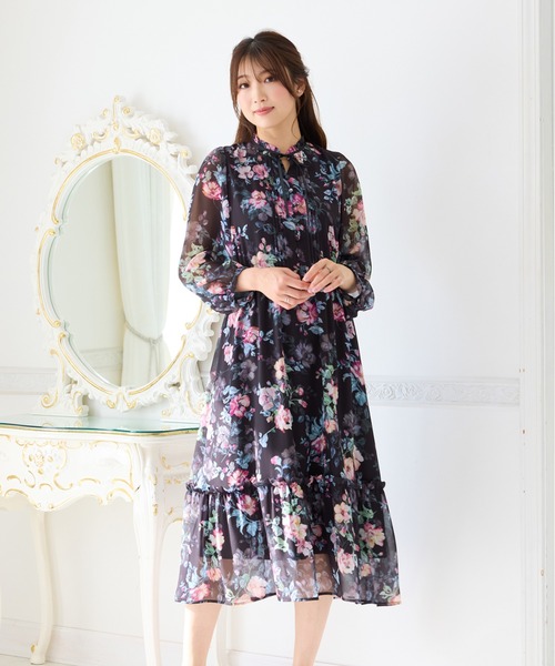 Rose Tiara(ローズティアラ)の「シフォンプリントワンピース(ワンピース・レディース・ブラック/ピンク・42/46/38)」の22枚目の写真