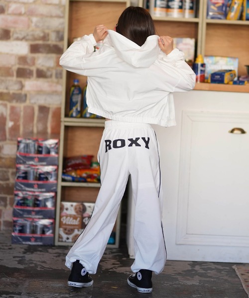 ROXY(ロキシー)の「ROXY/ロキシー ROXY キッズ フードラッシュガード 別注 MINI SALTY SQUAD HOODIE TLY261652M(その他アウター・キッズ・オレンジ/ホワイト・150cm/140cm/130cm)」の7枚目の写真