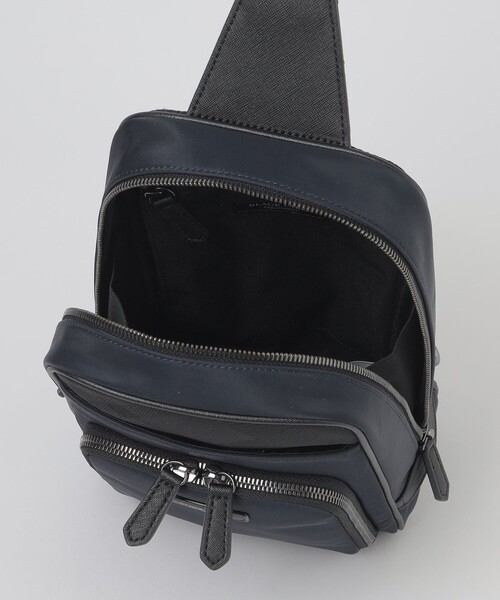 BLACK LABEL CRESTBRIDGE(ブラックレーベル・クレストブリッジ)の「ナイロンコンビカルゼシャドークレストブリッジチェックビジネスボディバッグ(ボディバッグ/ウエストポーチ・メンズ・ネイビー/ブラック・FREE)」の12枚目の写真