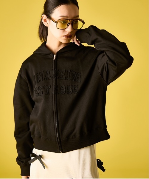 GEVS.(ジェイヴィス)の「ジップアップパーカー<大きいサイズ有>GEVS.(パーカー・レディース・ブラック/グレー・M/L/LL/3L/4L/5L)」の2枚目の写真