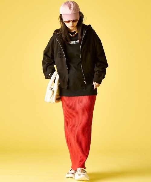 GEVS.(ジェイヴィス)の「ジップアップパーカー<大きいサイズ有>GEVS.(パーカー・レディース・ブラック/グレー・M/L/LL/3L/4L/5L)」の4枚目の写真