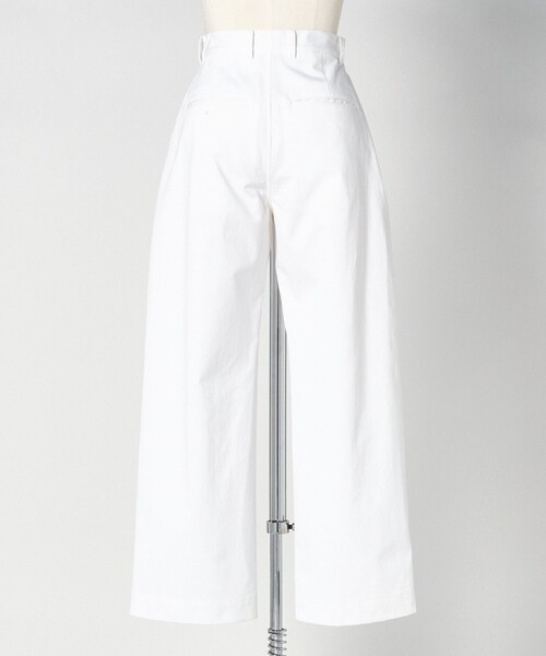 LOEFF(ロエフ)の「<LOEFF>コットン ツイル パンツ(その他パンツ・レディース・ホワイト・0/1)」の2枚目の写真