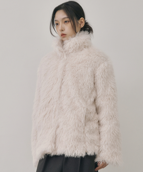 NICK&NICOLE(ニックアンドニコール)の「SOFT SHAGGY FUR JACKET_IVORY(ムートンコート・レディース・その他・FREE)」の3枚目の写真