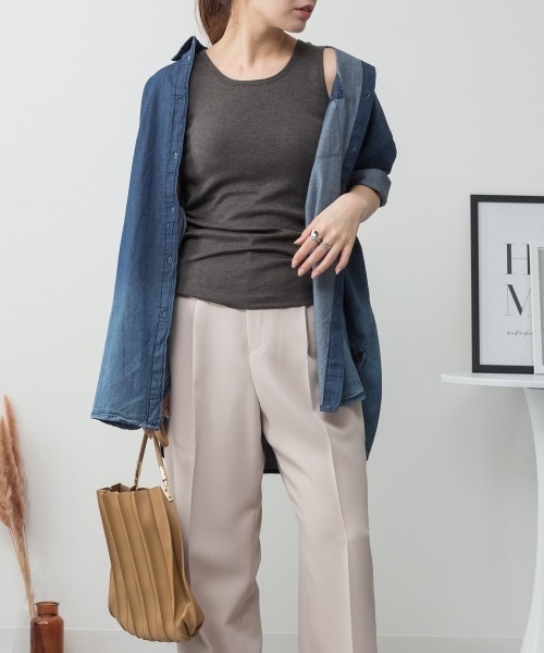 aity(アイティ)の「M-4L カップ付き コットンフライス タンクトップ 夏服(タンクトップ・レディース・ネイビー/グレイッシュベージュ/ブラック/オフホワイト/杢グレー/チャコールグレー/カーキ・LL/L/M/4L/3L)」の1枚目の写真