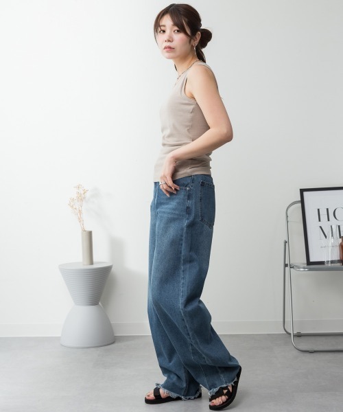 aity(アイティ)の「M-4L カップ付き コットンフライス タンクトップ 夏服(タンクトップ・レディース・ネイビー/グレイッシュベージュ/ブラック/オフホワイト/杢グレー/チャコールグレー/カーキ・LL/L/M/4L/3L)」の15枚目の写真