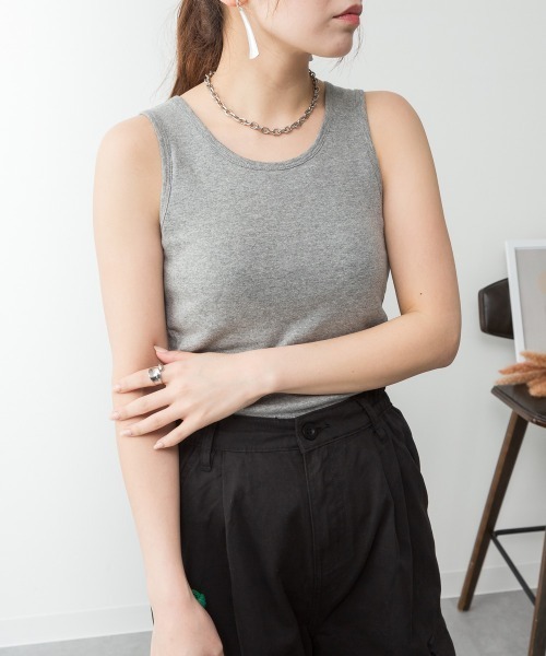 aity(アイティ)の「M-4L カップ付き コットンフライス タンクトップ 夏服(タンクトップ・レディース・ネイビー/グレイッシュベージュ/ブラック/オフホワイト/杢グレー/チャコールグレー/カーキ・LL/L/M/4L/3L)」の18枚目の写真