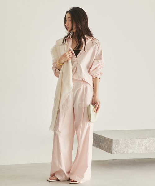 plage(プラージュ)の「relaxy slit シャツ(シャツ/ブラウス・レディース・ボルドー/チャコールグレー/バーガンディー・FREE)」の16枚目の写真