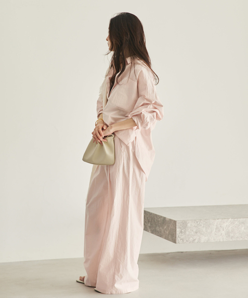 plage(プラージュ)の「relaxy slit シャツ(シャツ/ブラウス・レディース・ボルドー/チャコールグレー/バーガンディー・FREE)」の17枚目の写真