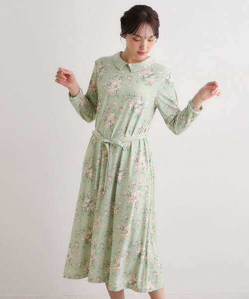 LAURA ASHLEY(ローラアシュレイ)の「【洗える/ジャージ素材/同柄アイテムあり】サトクリフ チューリップス柄ワンピース(ワンピース・レディース・グリーン系1/ネイビー系/ブルー系その他2・40/38)」の9枚目の写真