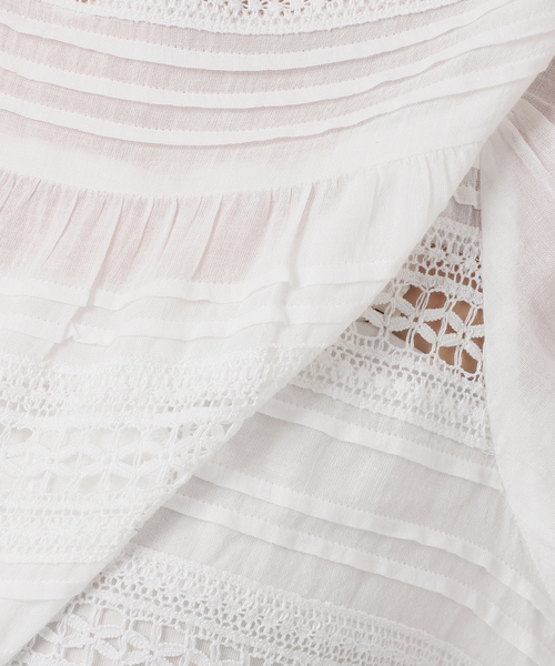 Spick & Span(スピックアンドスパン)の「ne Quittez pas / ヌキテパ 別注Pintuck & Lace Blouse*(シャツ/ブラウス・レディース・ホワイト/ネイビー・FREE)」の8枚目の写真