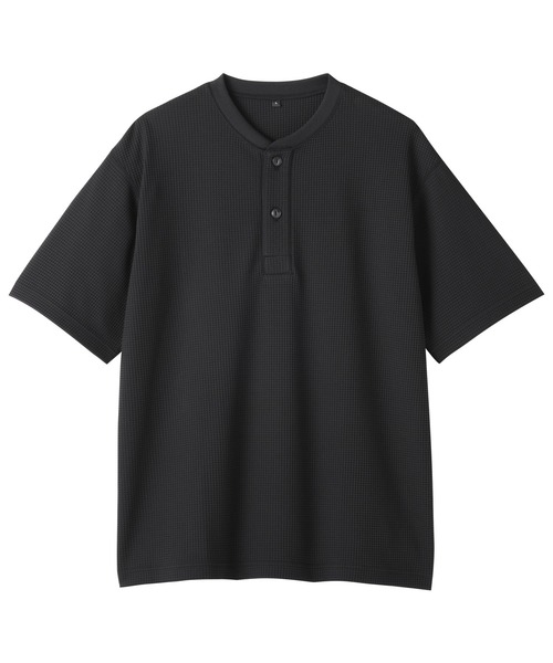 無印良品(ムジルシリョウヒン)の「紳士 UVカット乾きやすいワッフルヘンリーネック半袖Tシャツ(Tシャツ/カットソー・メンズ・ブラック/スモーキーグリーン系/オフホワイト/チャコールグレー・S/M/L/XL)」の10枚目の写真
