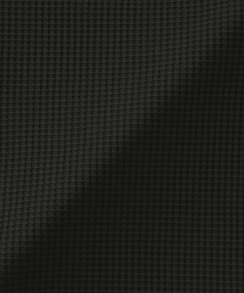 無印良品(ムジルシリョウヒン)の「紳士 UVカット乾きやすいワッフルヘンリーネック半袖Tシャツ(Tシャツ/カットソー・メンズ・ブラック/スモーキーグリーン系/オフホワイト/チャコールグレー・S/M/L/XL)」の11枚目の写真