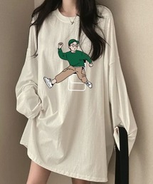 ゆるっと可愛いオーバーサイズ!男の子プリントが映えるルーズフィットカットソー