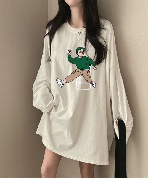 Lips(リップス)の「ゆるっと可愛いオーバーサイズ!男の子プリントが映えるルーズフィットカットソー(Tシャツ/カットソー・レディース・ネイビー/ライトグレー/ホワイト/ブラック・FREE)」の5枚目の写真
