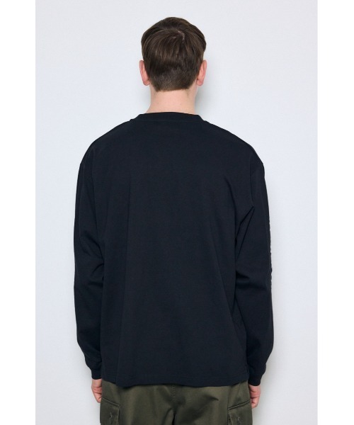 AZUL by moussy(アズールバイマウジー)の「袖ロゴ長袖Tシャツ(Tシャツ/カットソー・メンズ・杢グレー/ブラック/ホワイト・MEDIUM/LARGE)」の7枚目の写真