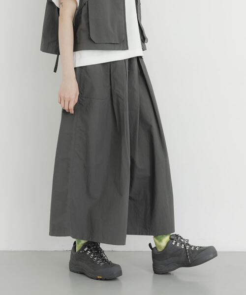EKAL(エカル)の「『UR TECH』ナイロンタッサーワイドパンツ(その他パンツ・レディース・ネイビー/グリーン系その他/ライトブルー/グレー/ベージュ・ONE)」の2枚目の写真