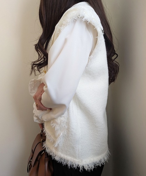 styiro(スタイロ)の「金ボタンニットジレ(ベスト・レディース・ホワイト/ブラック・FREE)」の19枚目の写真