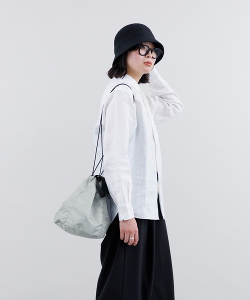 kuros'(クロス)の「【kuros’オリジナル】ダイヤリップ巾着バッグ 日本製(ショルダーバッグ・レディース・グレー/ブラック・FREE)」の15枚目の写真