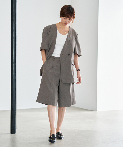 IENA(イエナ)の「《セットアップ対応》ウォッシャブル トロピカルハーフパンツ(その他パンツ・レディース・ブラウン・34/36/38)」の2枚目の写真