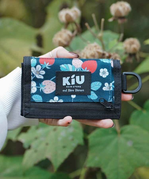 KiU(キウ)の「【KiU and BleuBleuet】KiUウォーターリペレントウォレットタイプA(財布・レディース・ブルー/ブラック/ネイビー/ブラック系その他・FREE)」の3枚目の写真