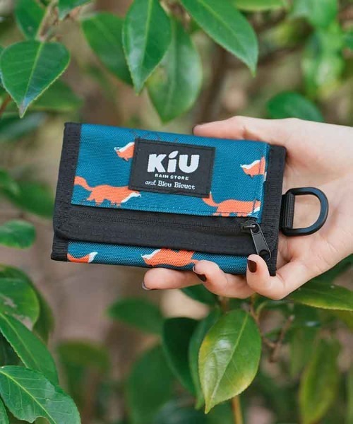 KiU(キウ)の「【KiU and BleuBleuet】KiUウォーターリペレントウォレットタイプA(財布・レディース・ブルー/ブラック/ネイビー/ブラック系その他・FREE)」の4枚目の写真