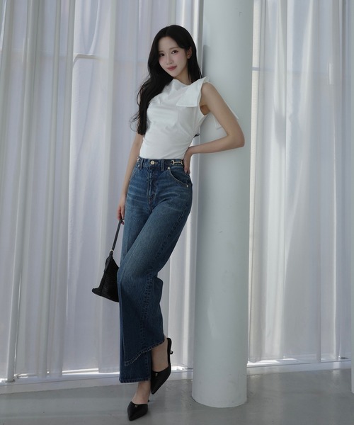 EIMY ISTOIRE(エイミーイストワール)の「ASYMMETRY RIBBON TOPS(Tシャツ/カットソー・レディース・レッド/ホワイト/ピンクベージュ/ブラック・F)」の17枚目の写真