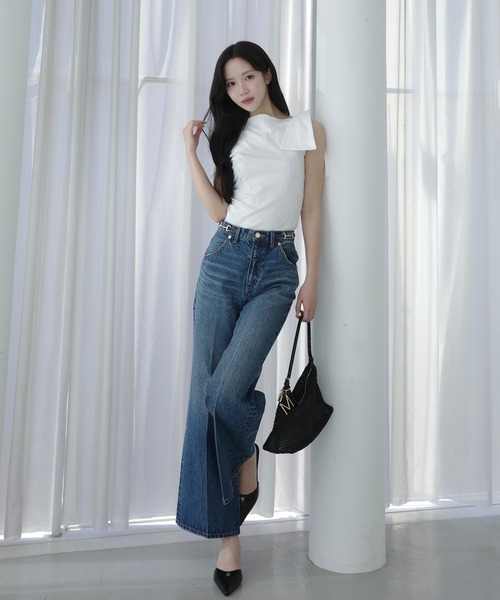 EIMY ISTOIRE(エイミーイストワール)の「ASYMMETRY RIBBON TOPS(Tシャツ/カットソー・レディース・レッド/ホワイト/ピンクベージュ/ブラック・F)」の18枚目の写真