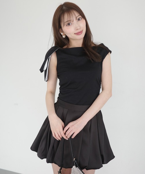 EIMY ISTOIRE(エイミーイストワール)の「ASYMMETRY RIBBON TOPS(Tシャツ/カットソー・レディース・レッド/ホワイト/ピンクベージュ/ブラック・F)」の21枚目の写真