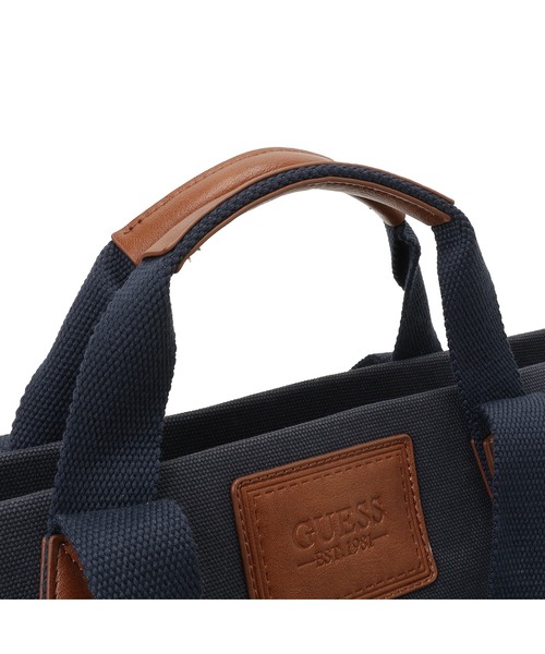 OSLO Tote トートバッグ | GUESS(ゲス) JAPAN 公式オンラインストア
