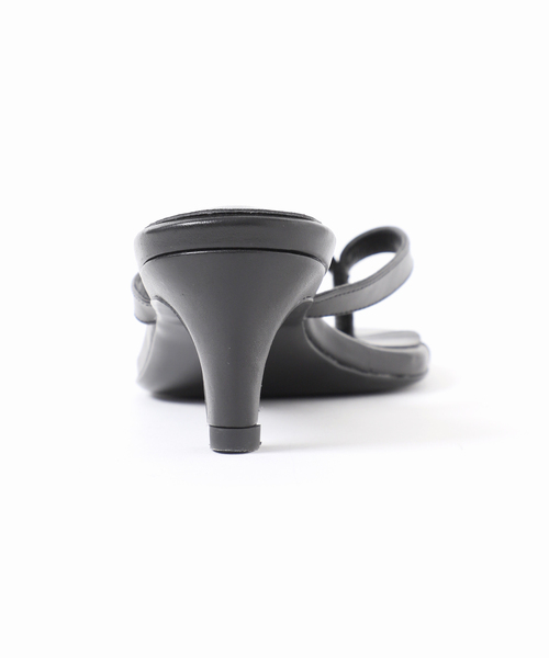 Tony Bianco（トニービアンコ）の「TONY BIANCO/トニービアンコ トングヒールサンダル（サンダル・レディース・ブラック・24.5cm/24cm/23.5cm/23cm）」の8枚目の写真