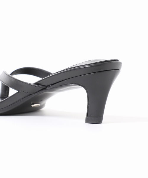 Tony Bianco（トニービアンコ）の「TONY BIANCO/トニービアンコ トングヒールサンダル（サンダル・レディース・ブラック・24.5cm/24cm/23.5cm/23cm）」の9枚目の写真