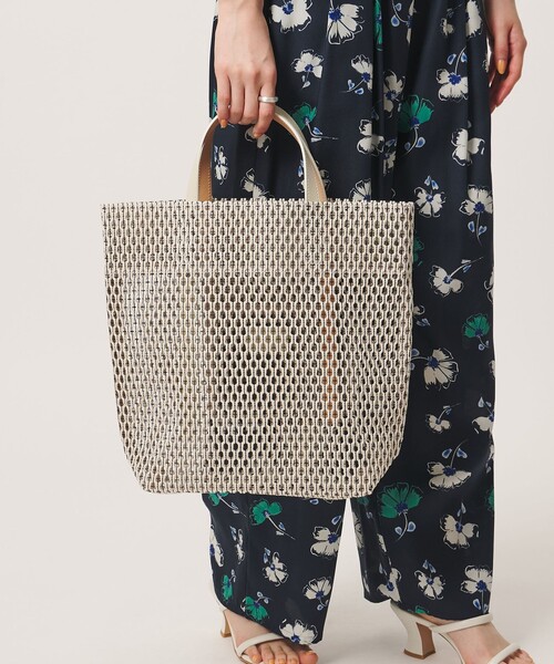MARY AL TERNA(メアリオルターナ)の「【一部別注】<MARY AL TERNA>GAP MESH トートバッグ(トートバッグ・レディース・ピンク/ライトグレー/ブラック・FREE)」の3枚目の写真