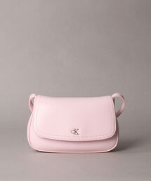 Calvin Klein | クロスボディバッグ - CKフラップカメラバッグ(ボディバッグ/ウエストポーチ)