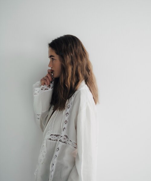 SHENERY（シーナリー）の「【Pasterip】 バテンレースデザインブラウス（シャツ/ブラウス・レディース・オフホワイト・FREE）」の4枚目の写真