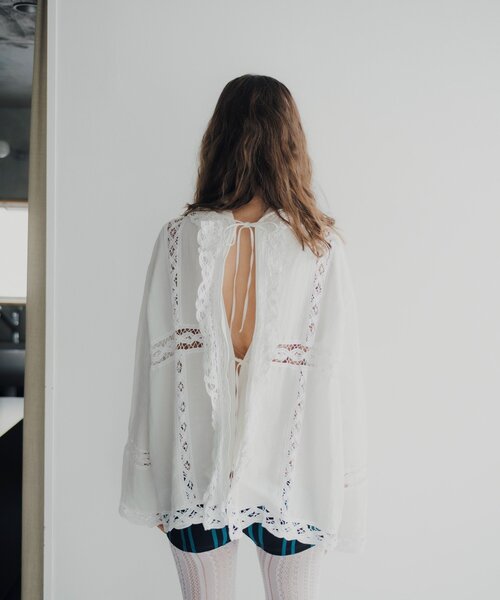 SHENERY（シーナリー）の「【Pasterip】 バテンレースデザインブラウス（シャツ/ブラウス・レディース・オフホワイト・FREE）」の12枚目の写真