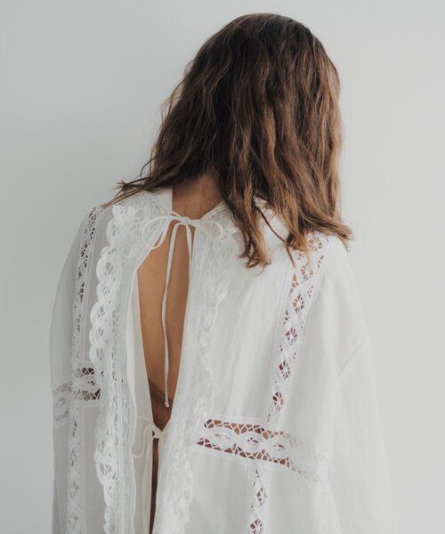 SHENERY（シーナリー）の「【Pasterip】 バテンレースデザインブラウス（シャツ/ブラウス・レディース・オフホワイト・FREE）」の13枚目の写真