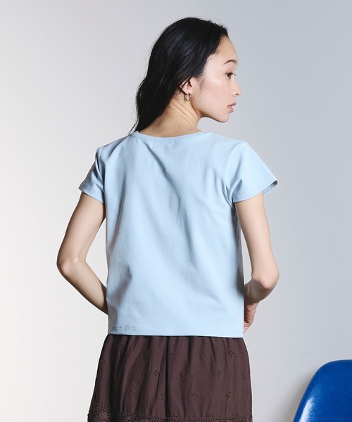 ROSE BUD（ローズバッド）の「COMPACT S/S TEE（Tシャツ/カットソー・レディース・ブラック/ライトブルー/ホワイト・ONE SIZE）」の7枚目の写真