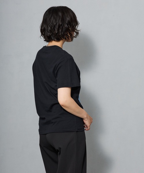 aremoi(アレモイ)の「グラフィックプリントTシャツ(Tシャツ/カットソー・レディース・ブラック・SMALL/MEDIUM/LARGE)」の18枚目の写真