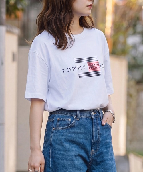 TOMMY HILFIGER(トミーヒルフィガー)の「【TOMMY HILFIGER】GRAPHIC SLEEP TEEシャツ 09T4550(Tシャツ/カットソー・メンズ・ホワイト/ネイビー/ブルー・XXL/XL/L/M/S)」の12枚目の写真
