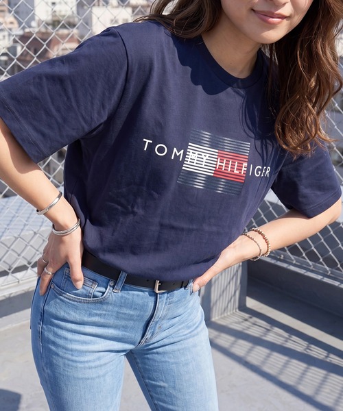TOMMY HILFIGER(トミーヒルフィガー)の「【TOMMY HILFIGER】GRAPHIC SLEEP TEEシャツ 09T4550(Tシャツ/カットソー・メンズ・ホワイト/ネイビー/ブルー・XXL/XL/L/M/S)」の19枚目の写真
