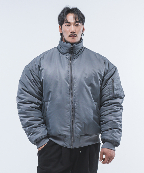 PHYSICAL GARMENTS（フィジカルガーメンツ）の「P2460 ハーフネック航空ジャンパーパディング [2 COLOR]（ダウンジャケット/コート・メンズ・グレー/ブラック・MEDIUM/LARGE）」の5枚目の写真