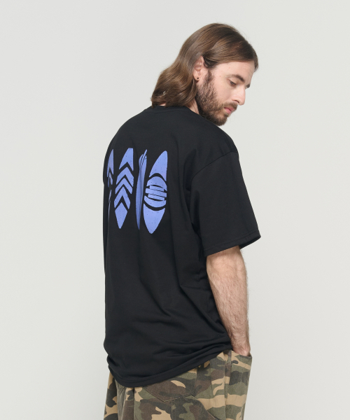 CARGOBROS(カーゴブロス)の「トラベルラインサーフ半袖Tシャツ (ブラック / ブルー)(Tシャツ/カットソー・メンズ・その他・SMALL/MEDIUM/LARGE/X-LARGE/2XL)」の4枚目の写真