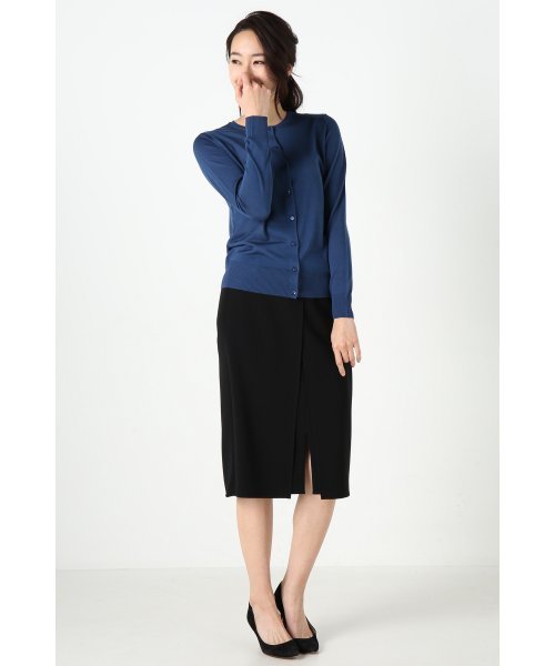 FIGARO Paris（フィガロパリ）の「シルクハイゲージ クルーネックカーディガン◆（カーディガン/ボレロ・レディース・ホワイト/ブラック/ベージュ/ブルー・FREE）」の14枚目の写真