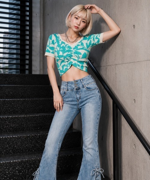 GORGE(ゴージ)の「ジャガードショートニット(ニット/セーター・レディース・ブラック/ブルー/ピンク/グリーン・F)」の2枚目の写真