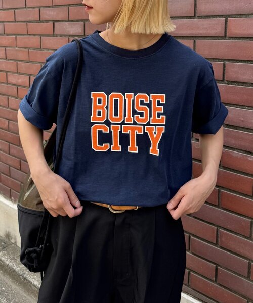CIAOPANIC TYPY(チャオパニックティピー)の「【UNISEX】ピグメント加工スラブカレッジロゴTEE(Tシャツ/カットソー・レディース・ホワイト/グリーン/レッド/ブラウン/ネイビー・LARGE/MEDIUM)」の1枚目の写真