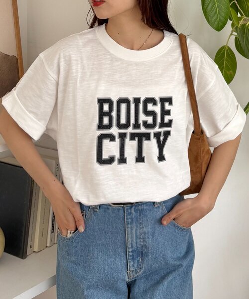 CIAOPANIC TYPY(チャオパニックティピー)の「【UNISEX】ピグメント加工スラブカレッジロゴTEE(Tシャツ/カットソー・レディース・ホワイト/グリーン/レッド/ブラウン/ネイビー・LARGE/MEDIUM)」の2枚目の写真